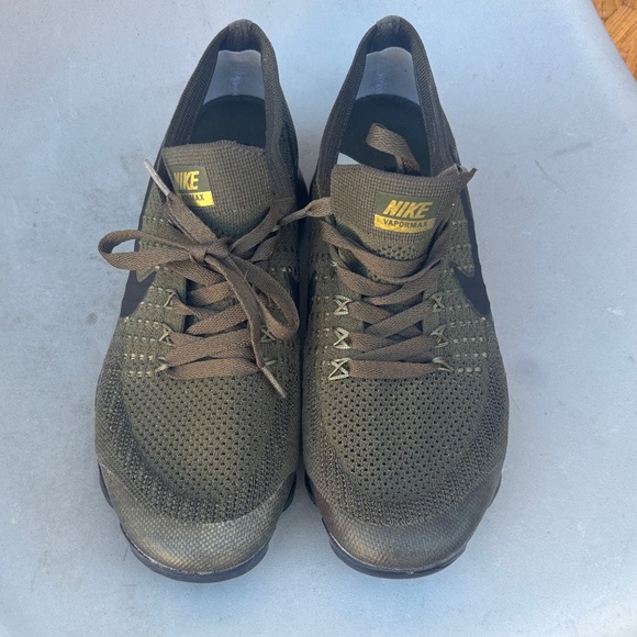 Nike VAPOR MAX Men's Dark Green Athletic Shoes - Picture 2 of 10